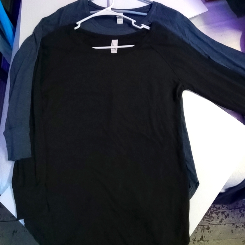 Ladies medium long sleeve tunic blouses.